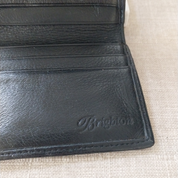 Brighton Convertible Crossbody Wallet - Picture 7 of 7